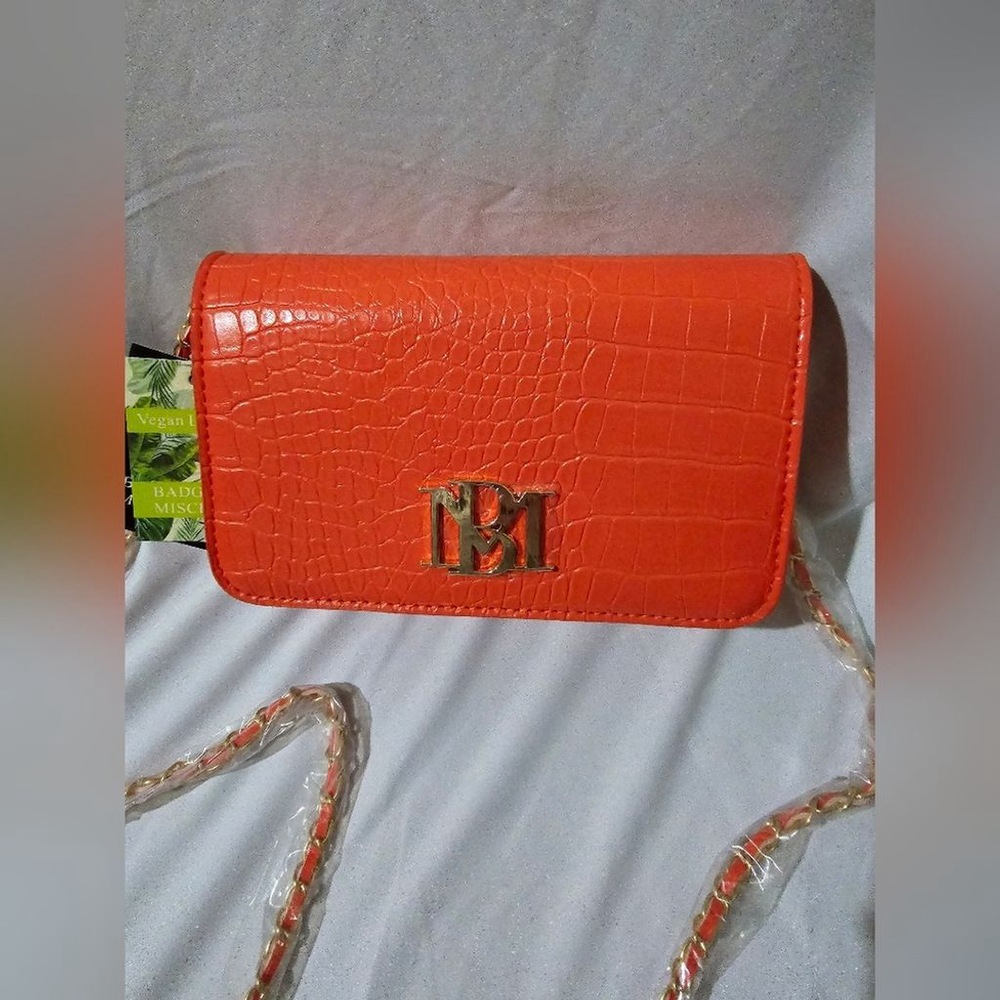 Badgley Mishka Croc Crossbody Mango Vegan Leather Bag, NWT - Picture 4 of 6